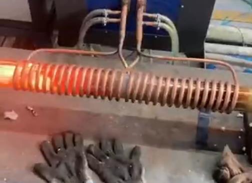 大功率中频花样视频app黄版下载加热设备:大型壁厚钢管热处理的理想之选(图4) 大功率中频花样视频app黄版下载加热设备:大型壁厚钢管热处理的理想之选(图4)